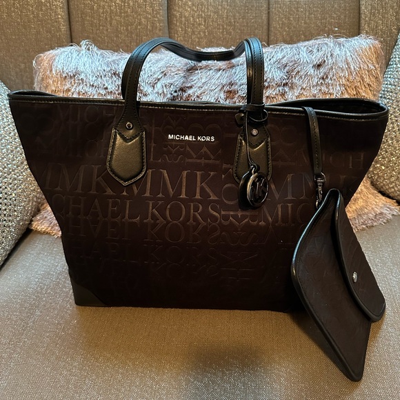 Michael Kors Tote - Picture 3 of 11